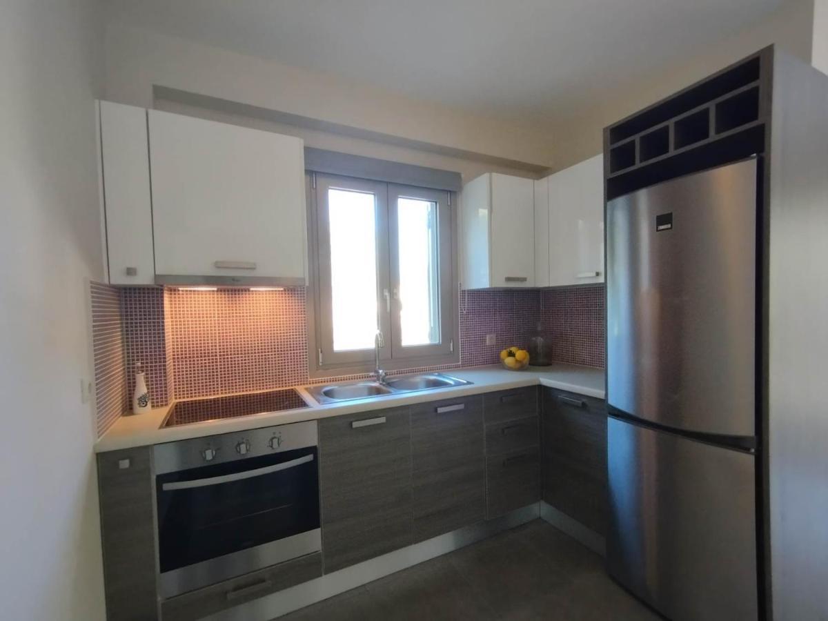 D'Angelos Apartments Каравомилос Екстериор снимка