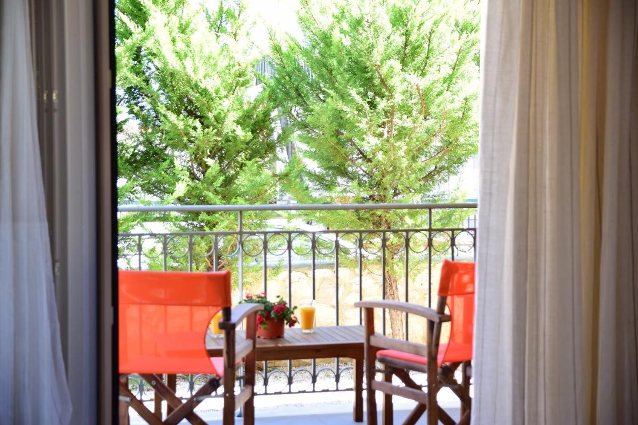 D'Angelos Apartments Каравомилос Екстериор снимка