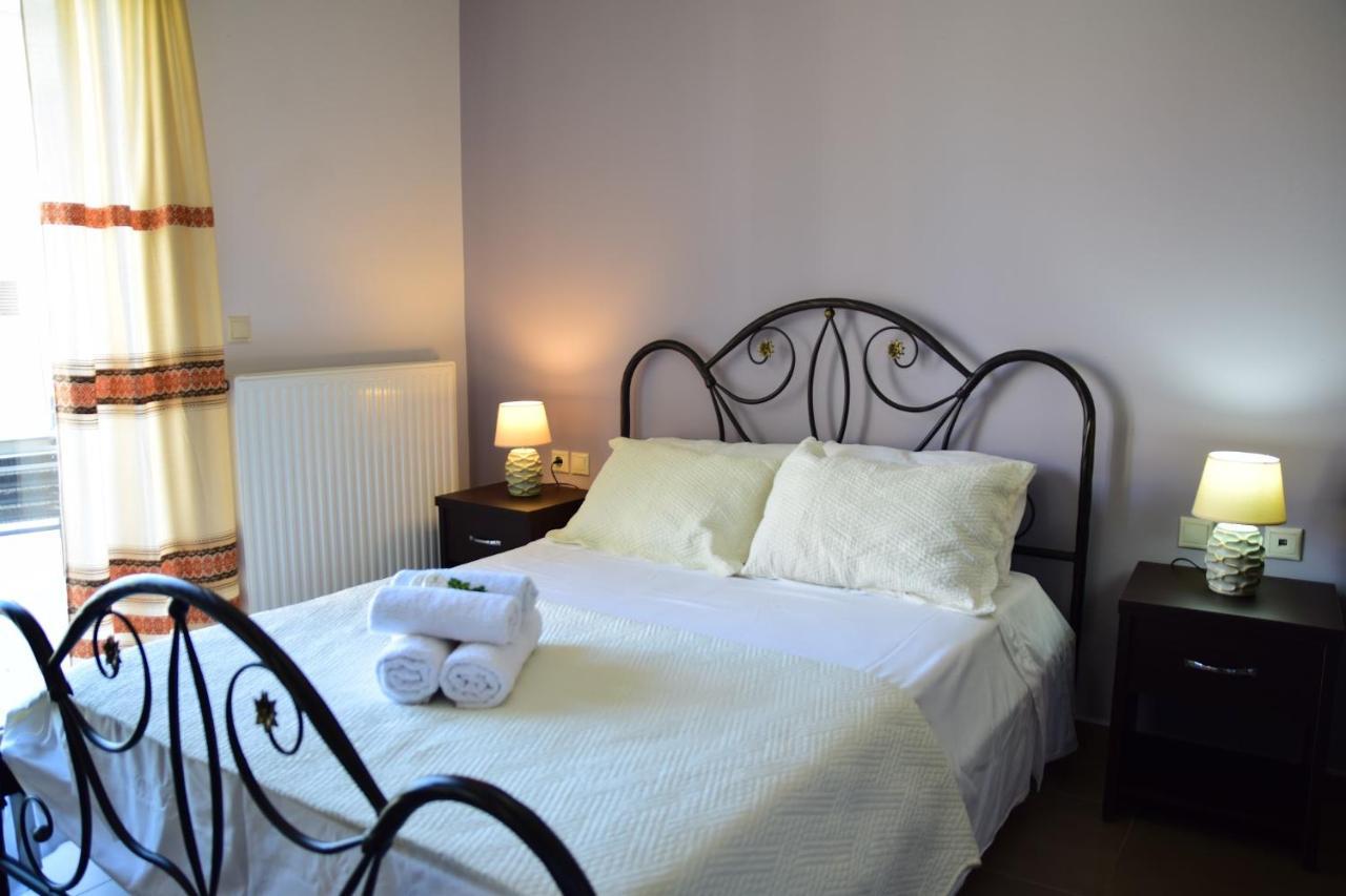 D'Angelos Apartments Каравомилос Екстериор снимка